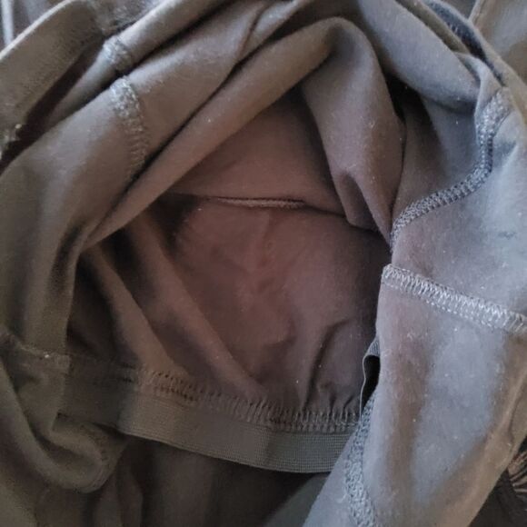 Danskin Now Active Tank with Built-in-bra Size S Black - Picture 7 of 8